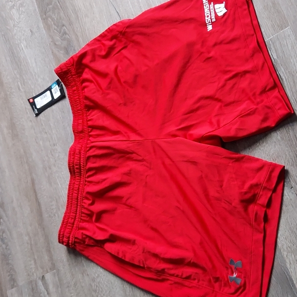 Under Armour Other - 🍎 2/$25 NWT UA Wisconsin Badger shorts